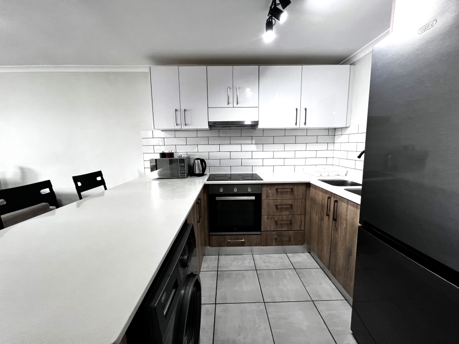 To Let 2 Bedroom Property for Rent in Table View Western Cape